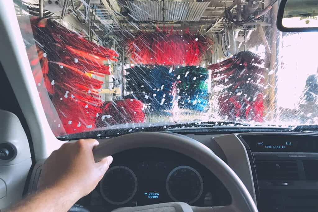 what makes a windshield crack worse